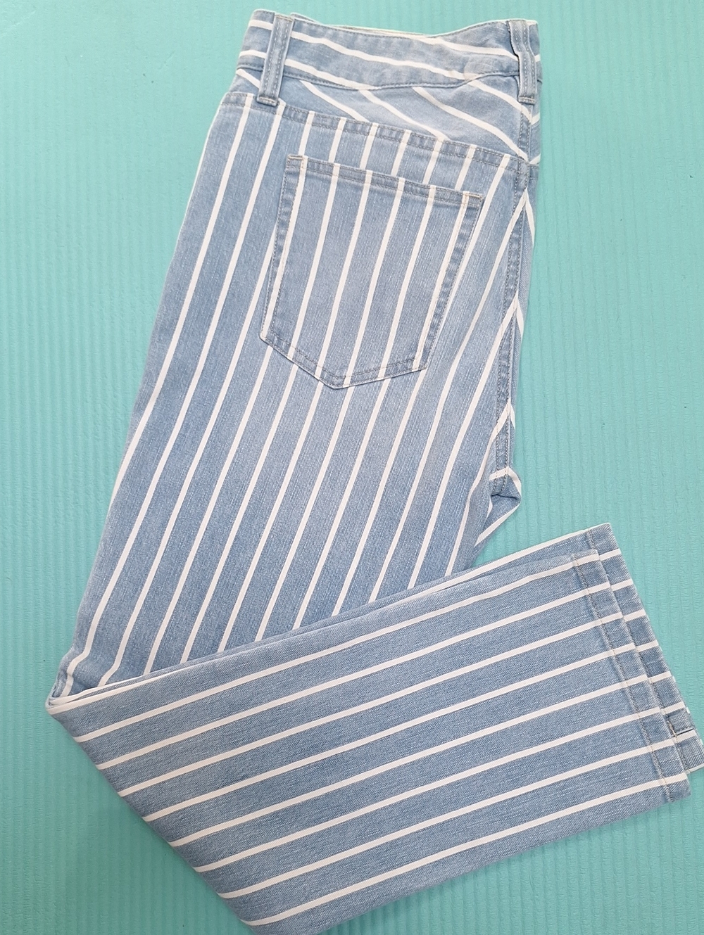 Ralph Lauren Light Blue and White Striped Straight-Leg Jeans Size 6